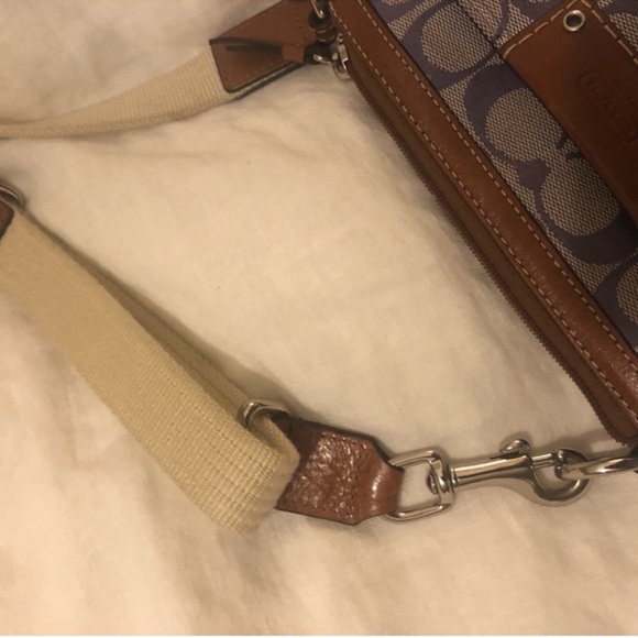 Coach Blue and Brown Signature Shoulder Bag - Picture 7 of 8